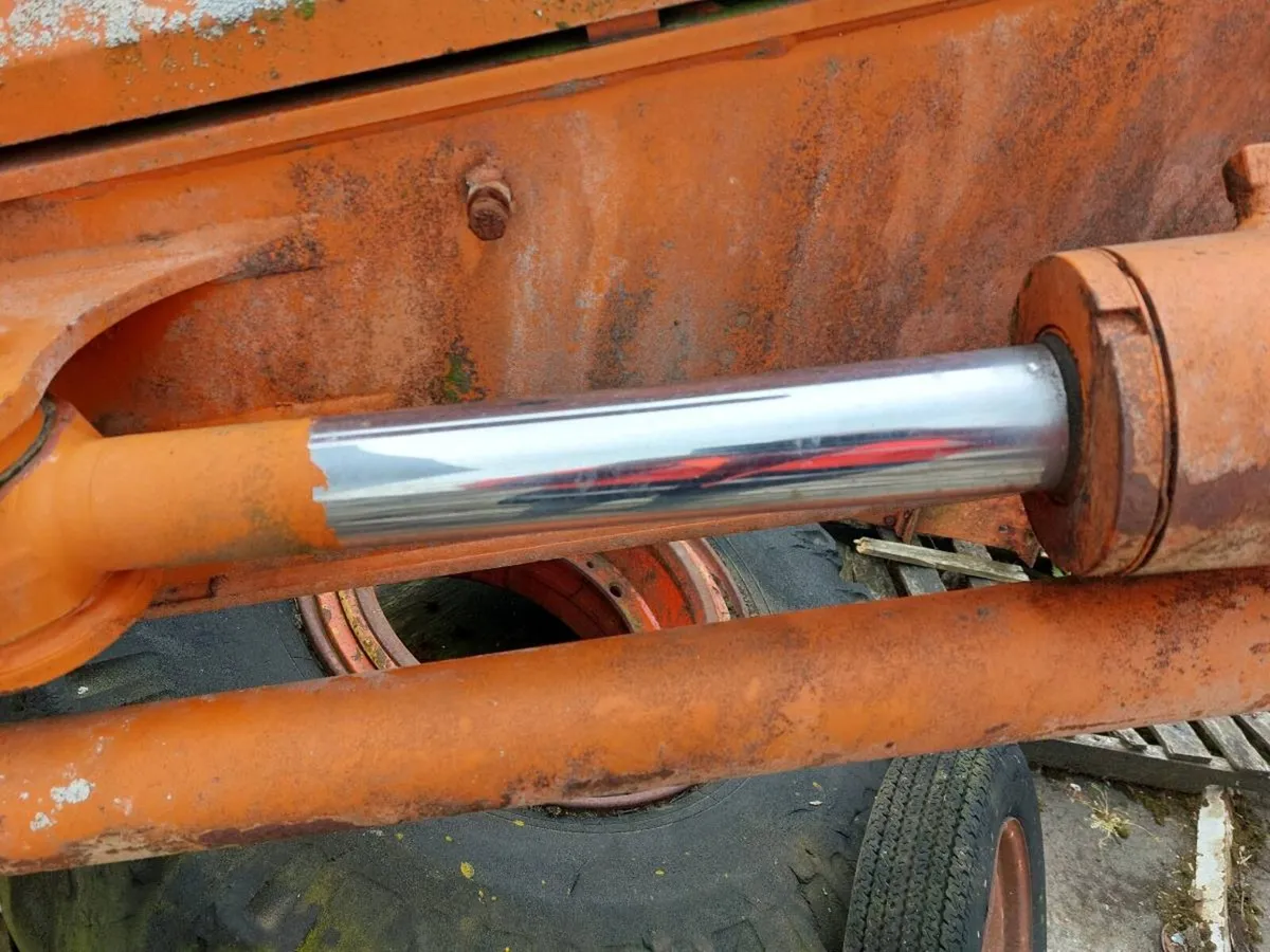 HITACHI/Kamatsu parts - Image 3