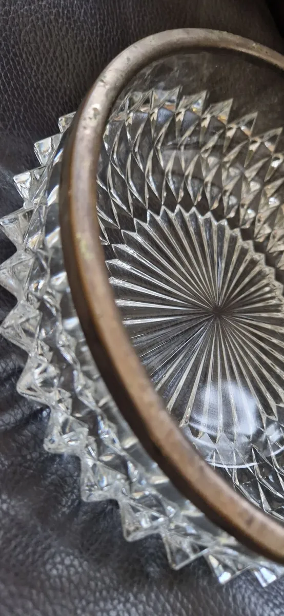 Glass bowl - Image 2