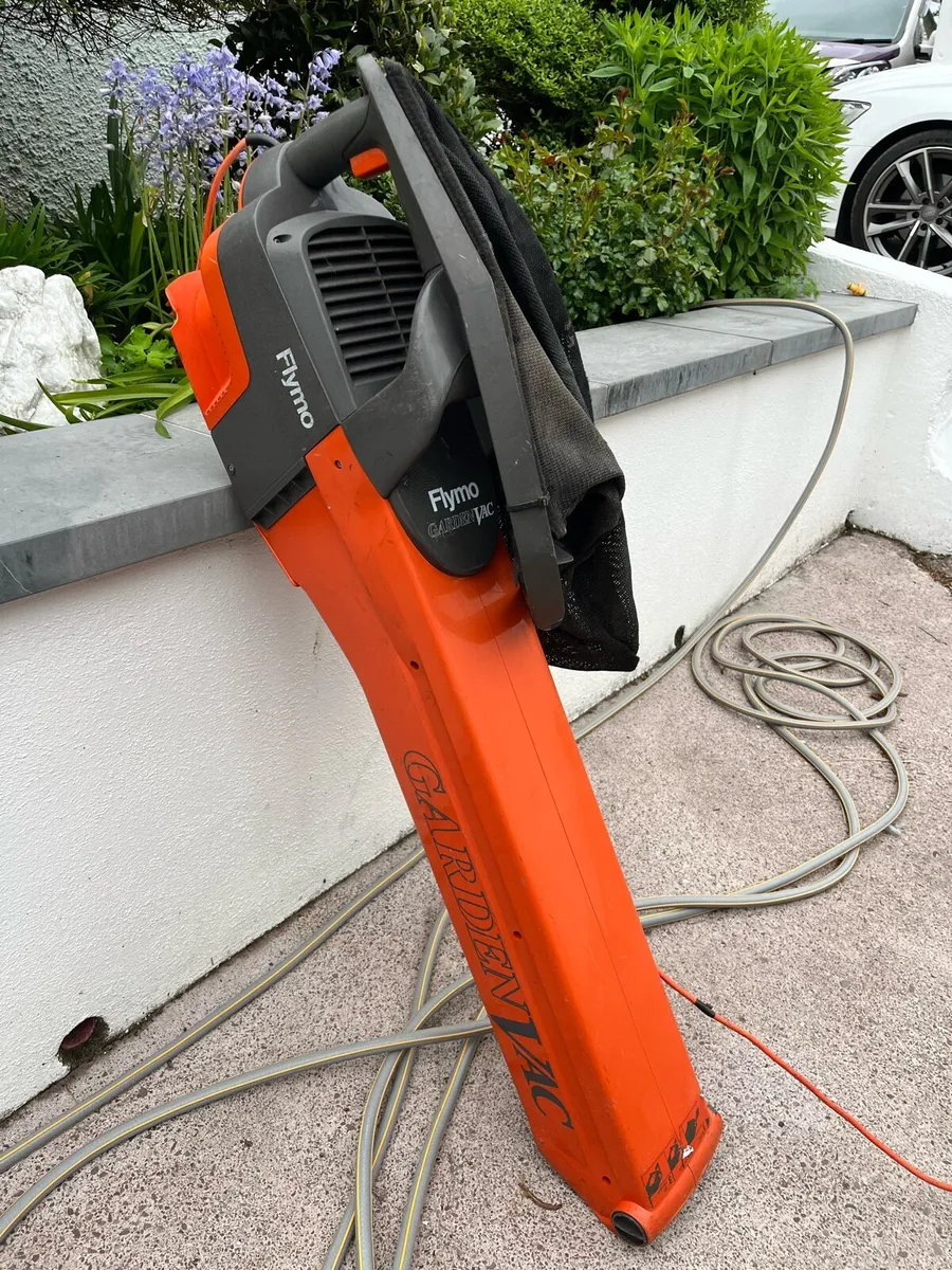 Flymo Garden vac - Image 1