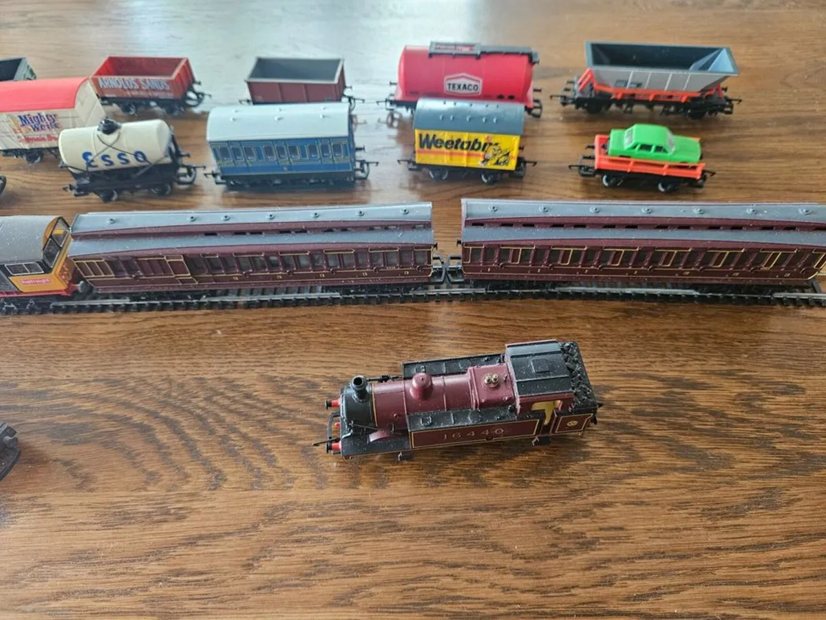 Hornby Trains & Accessories  (Part 2) - Image 2