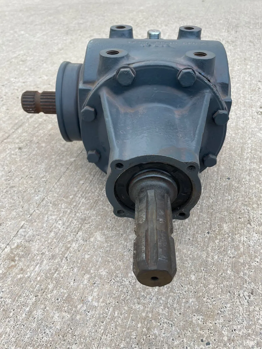 Mower gearbox - Image 2