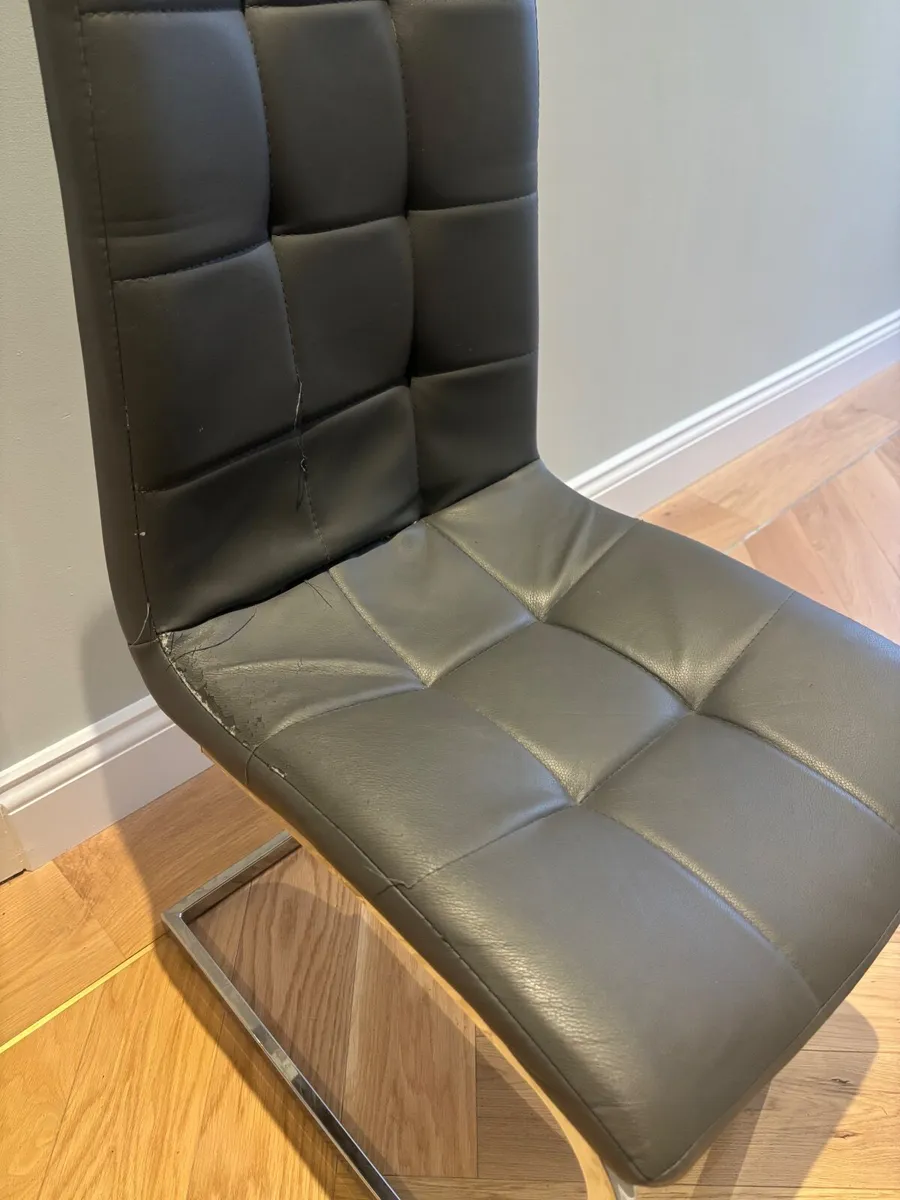 Chairs - Image 3