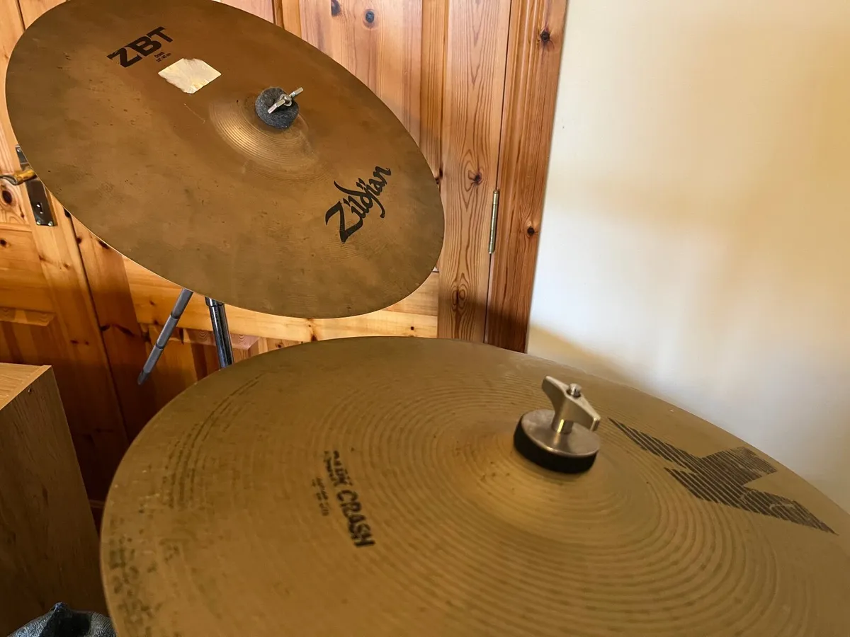 Drum Kit - Image 3