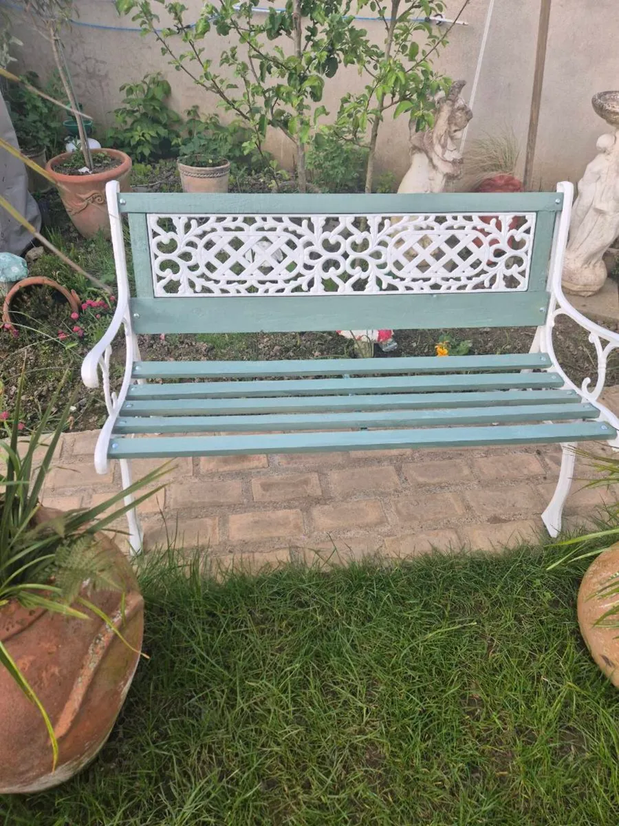 Garden Bench Cast Iron Bistro furniture seat - Image 1
