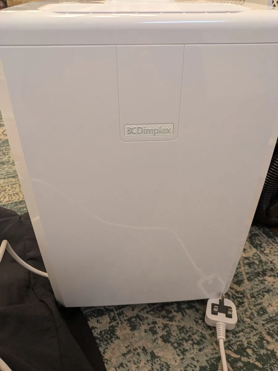 Dimplex EverDri10e dehumidifier with timer - Image 1