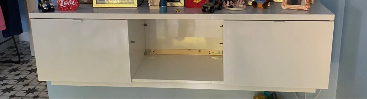 Tv wall mounted unit - Image 1