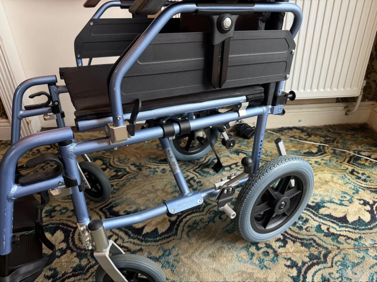 AKTIV light weight Transit Wheelchair - Image 3