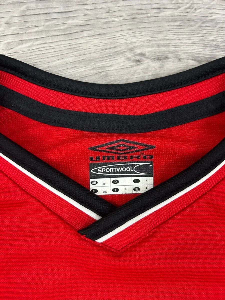 Vintage 2000 Umbro Manchester United Home Jersey L - Image 4