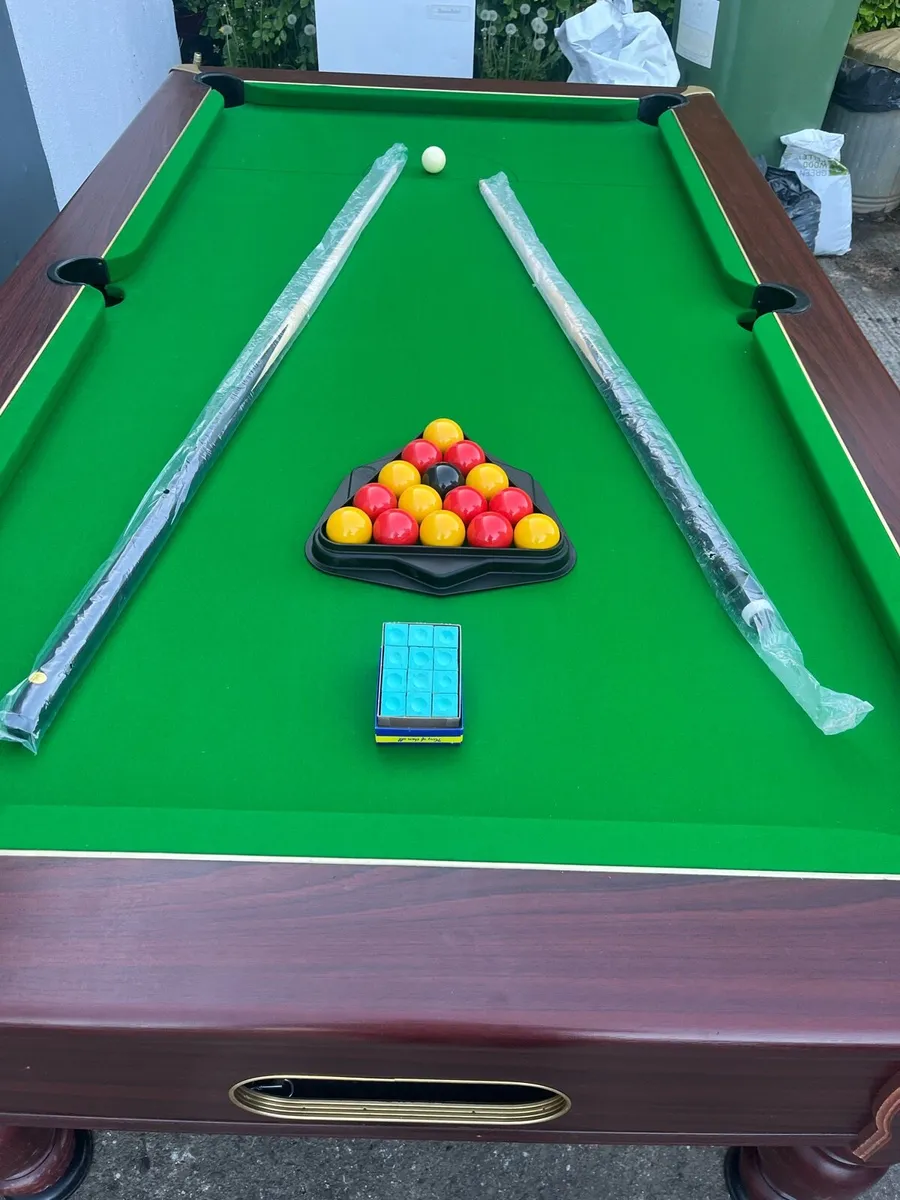 7x4 pool table - Image 1