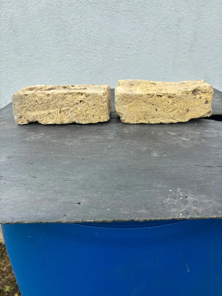 1600  Yellow stock bricks
