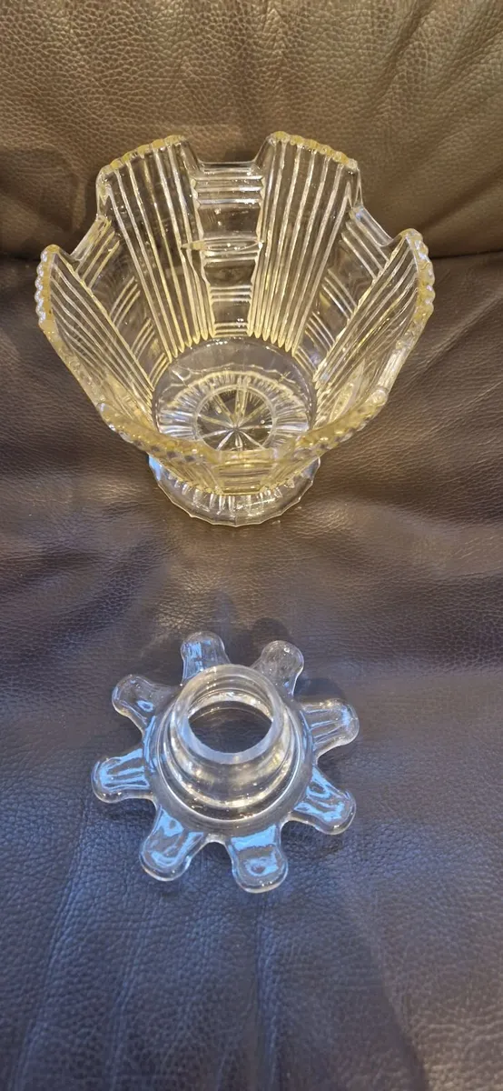Glass Vase - Image 2
