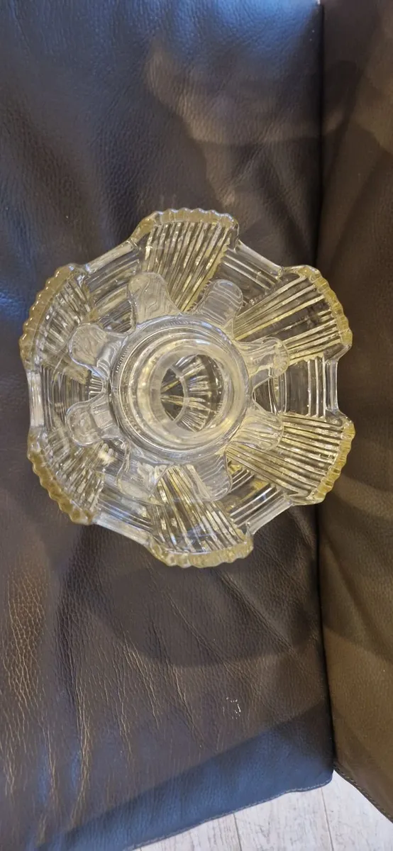 Glass Vase - Image 4