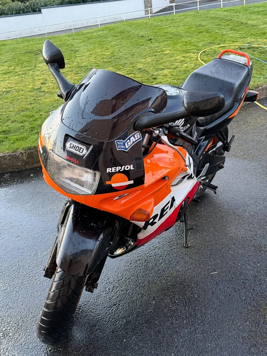 Cbr 600rr - Image 3