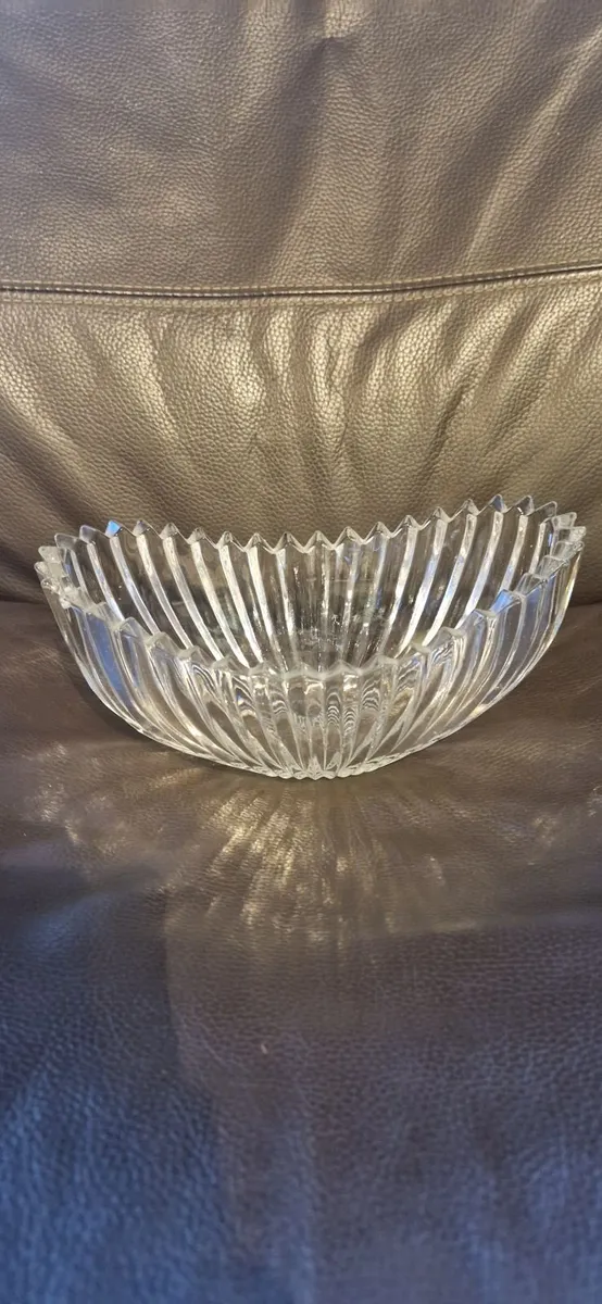 Glass Serving bowl - Image 3