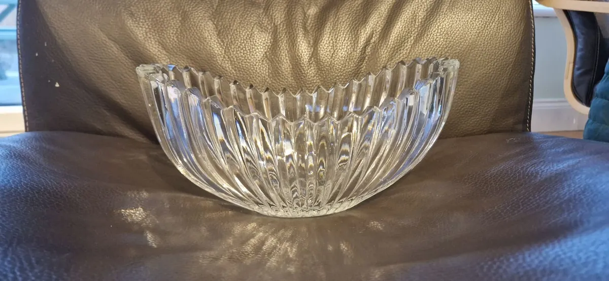 Glass Serving bowl - Image 2