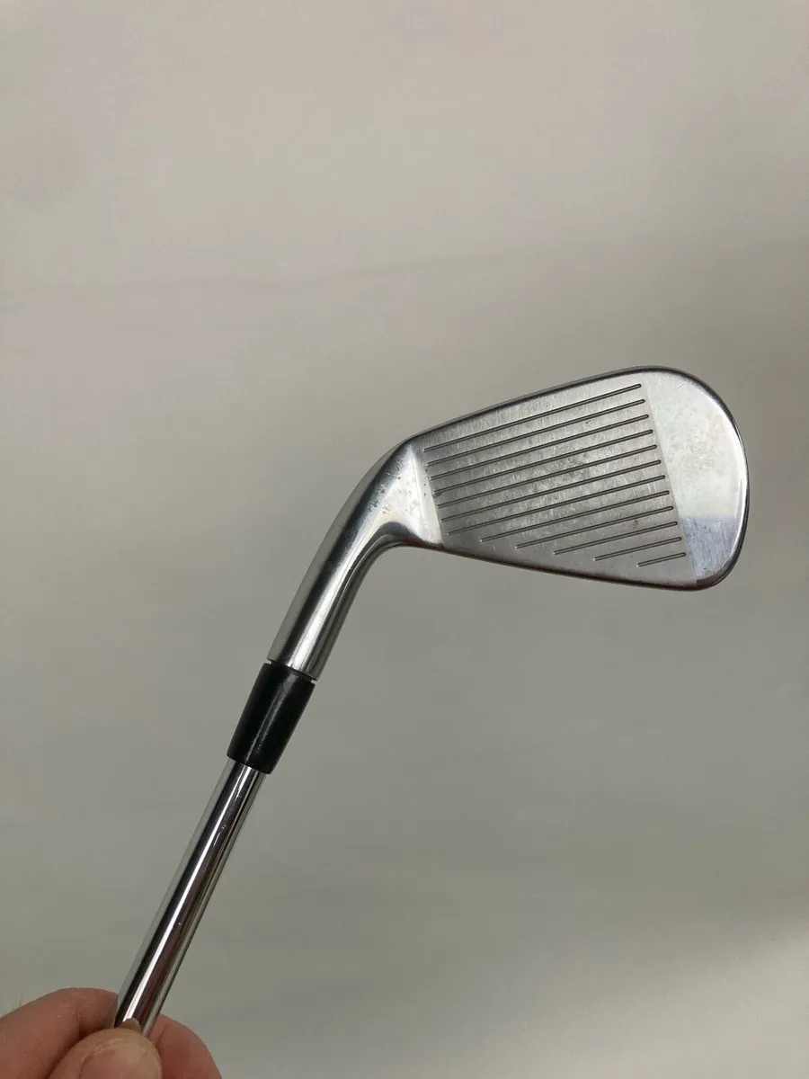 Titleist T-MB 4 iron - Image 2
