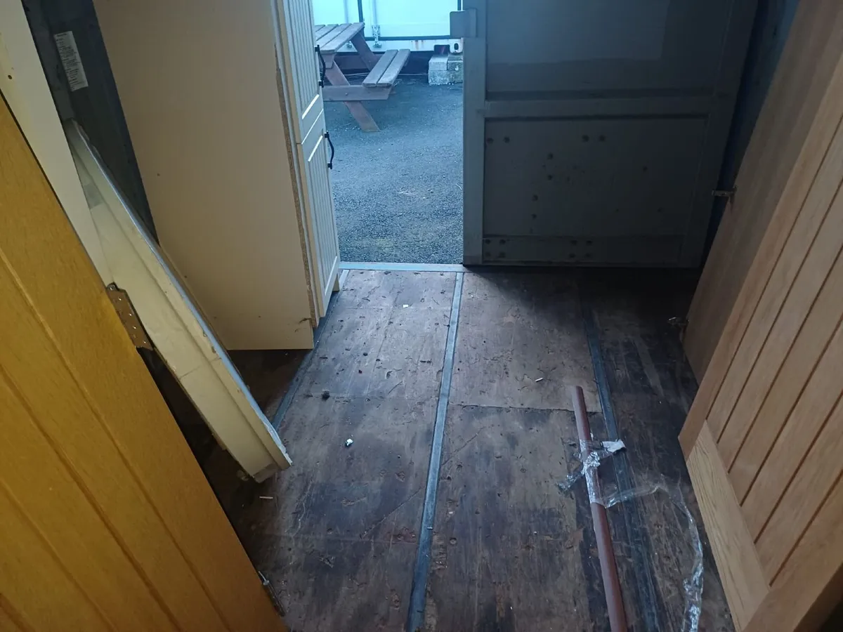 20ft Storage Container - Image 2