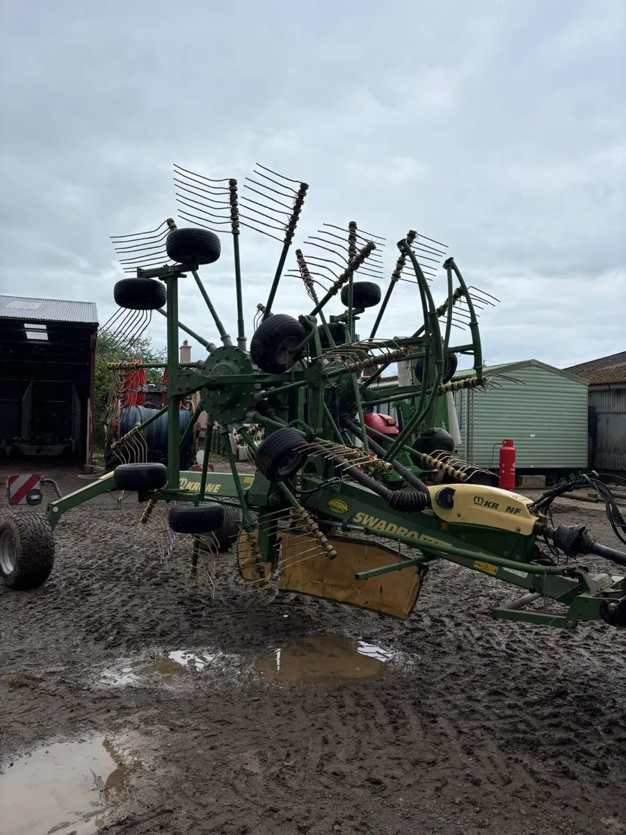 Krone 880 - Image 4