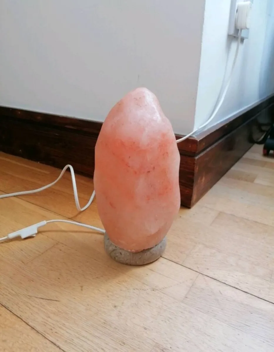 Himalayan Salt Lamp - Image 2