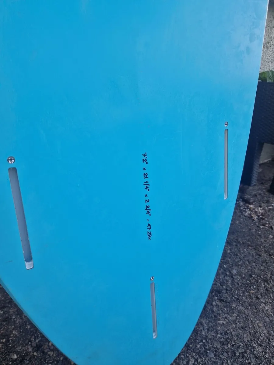 Surfboard Torq white and turquoise 7'2(never used) - Image 3