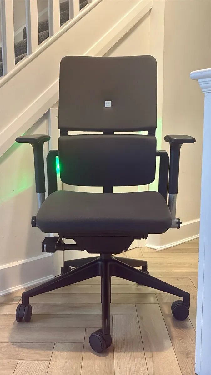 Steelcase Please V2 ergonomic office chair Cleaned - Image 1