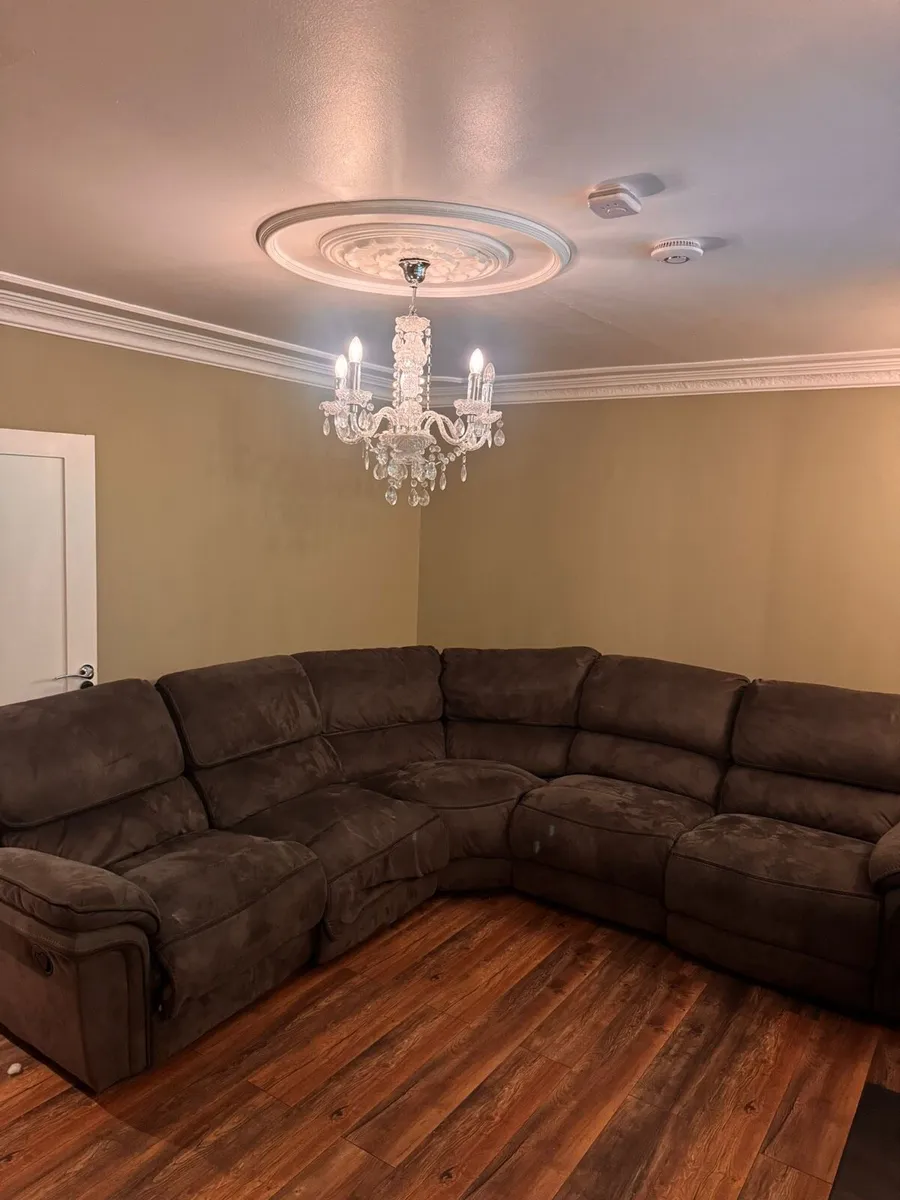 Corner Suite €150 - Image 4
