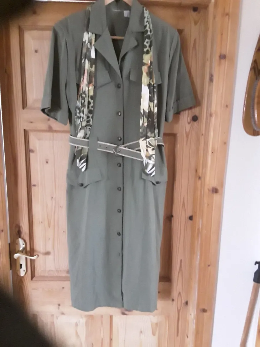 Ladies army green new vintage dress size 8 - Image 3