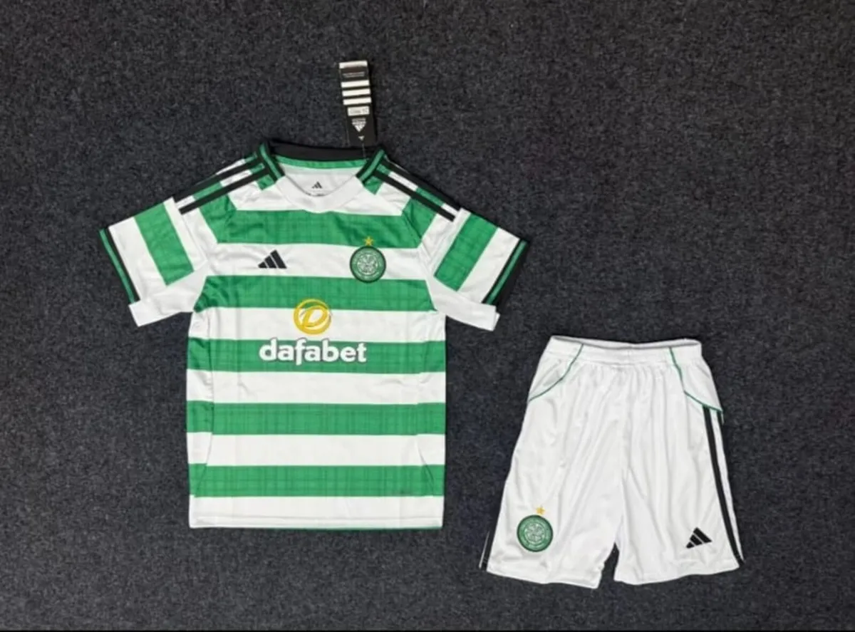 Kids football kits - Image 4