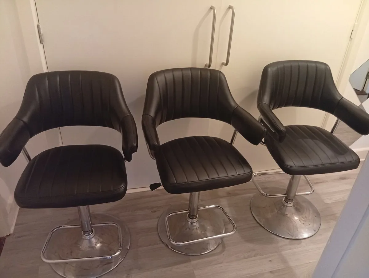 Leather Quality Adjustable Bar Stools set - Image 1