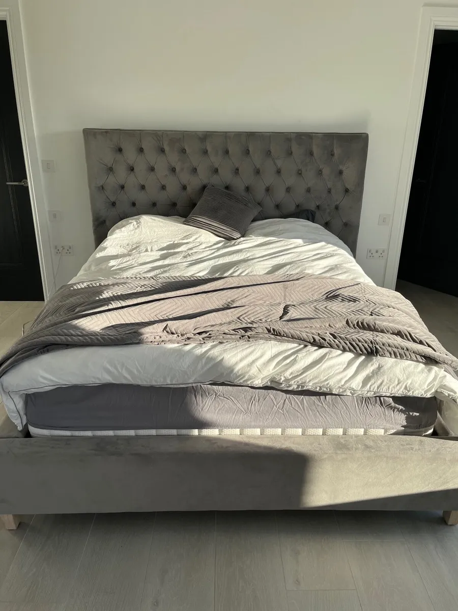 Bed - Image 3