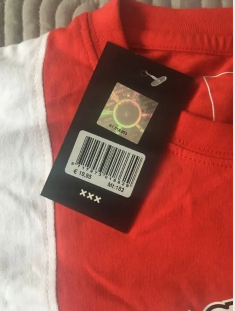 Ajax Football T-shirt Size Age 12/13 - Image 3