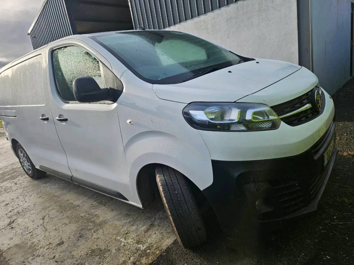 Opel vivaro 2022 - Image 3