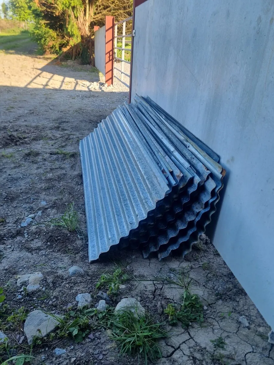 Galvanised sheeting - Image 1