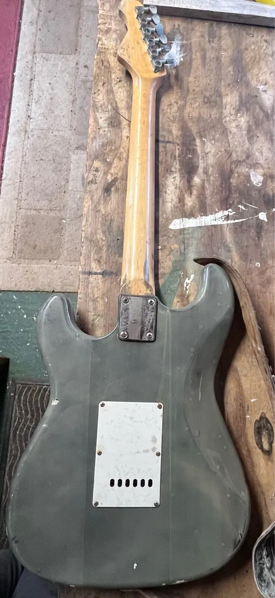Vintage Fender strato caster - Image 1