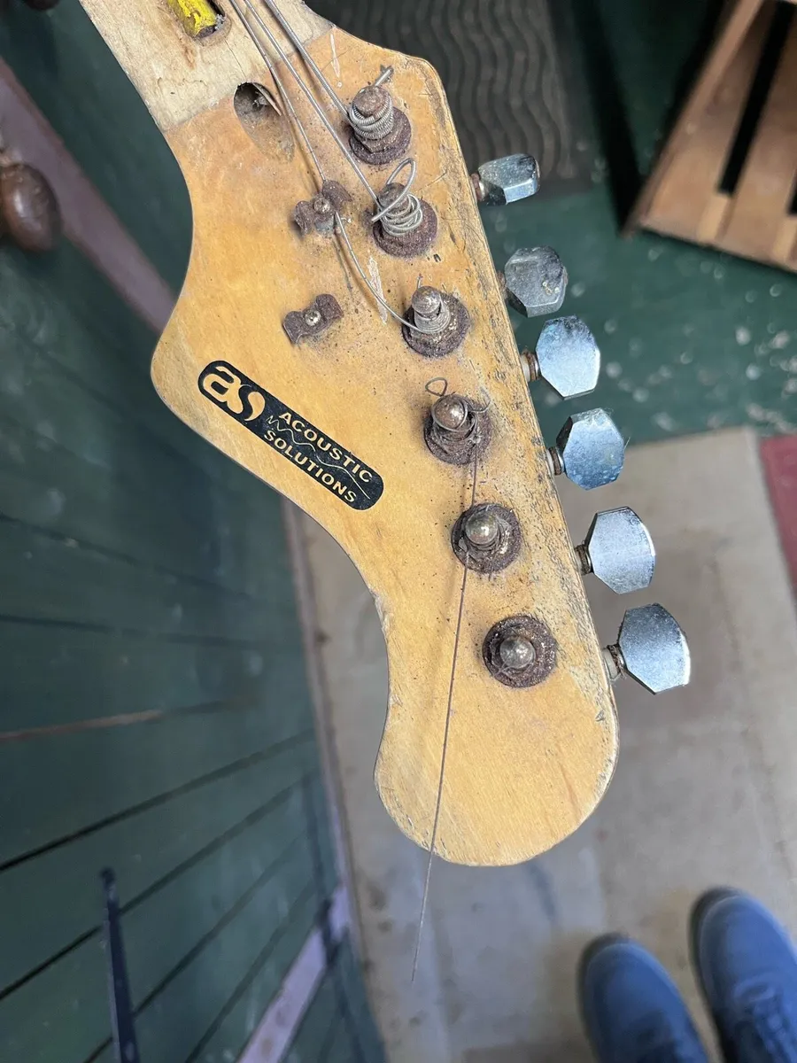 Vintage Fender strato caster - Image 3