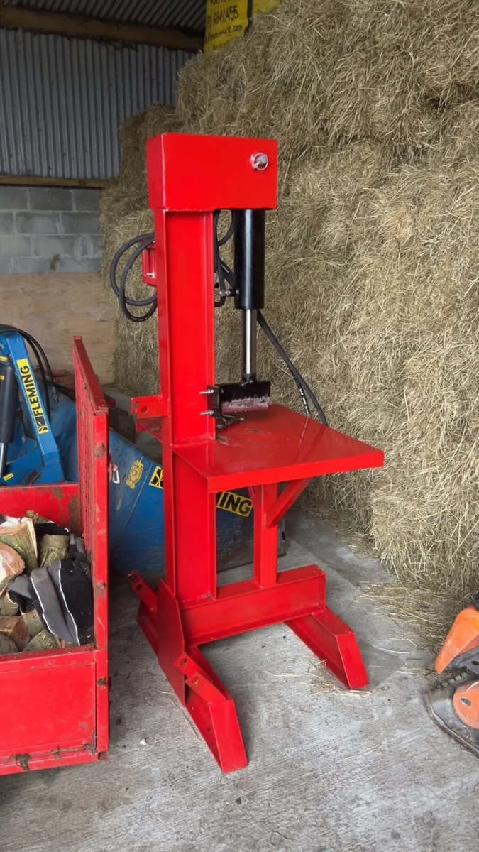 14 ton log splitter - Image 1