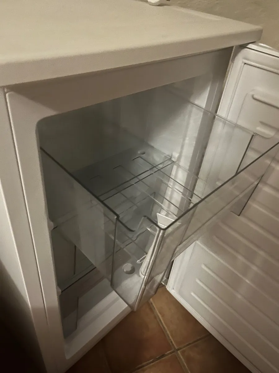 Freezer - Image 2