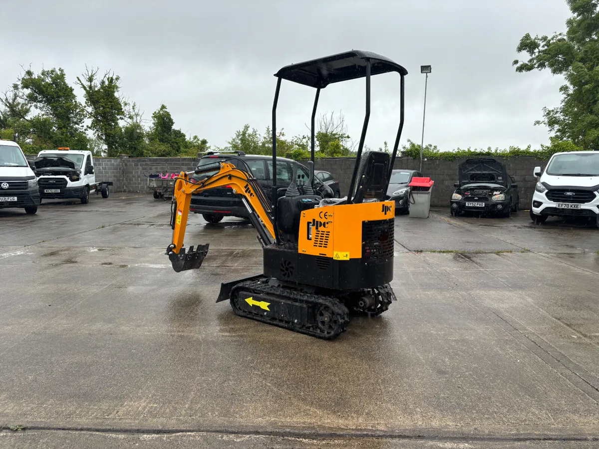 JPC... HT 12 MINI DIGGER... - Image 4