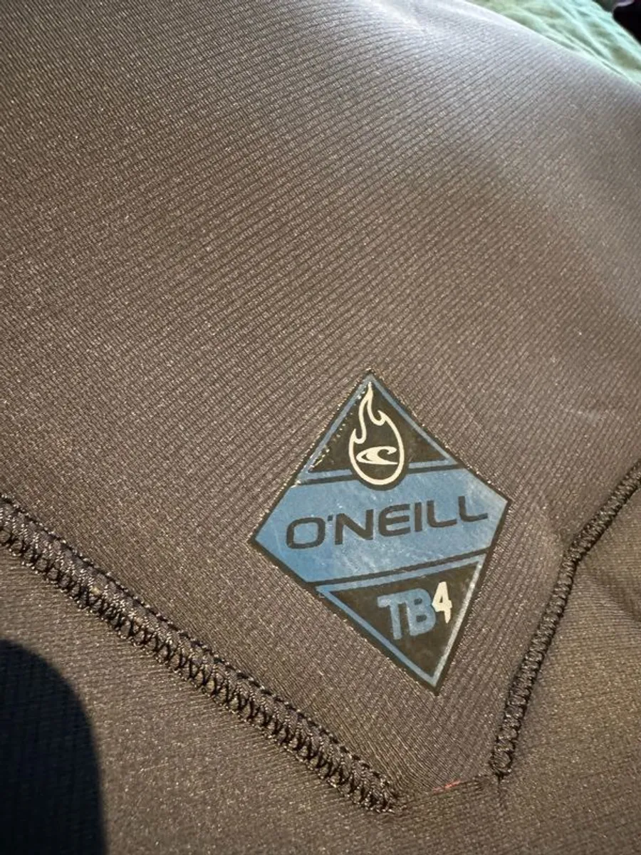 2026 O'Neill's Hyperfreak FIRE 5/4 Chest-Zip Brand New (latest edition) - Image 3