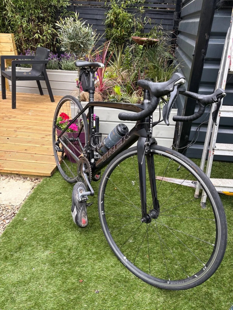 Trek Madone Road bike - Image 4