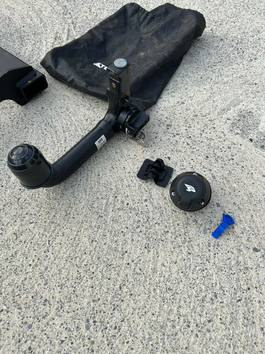 Towbar For Sale - Image 4