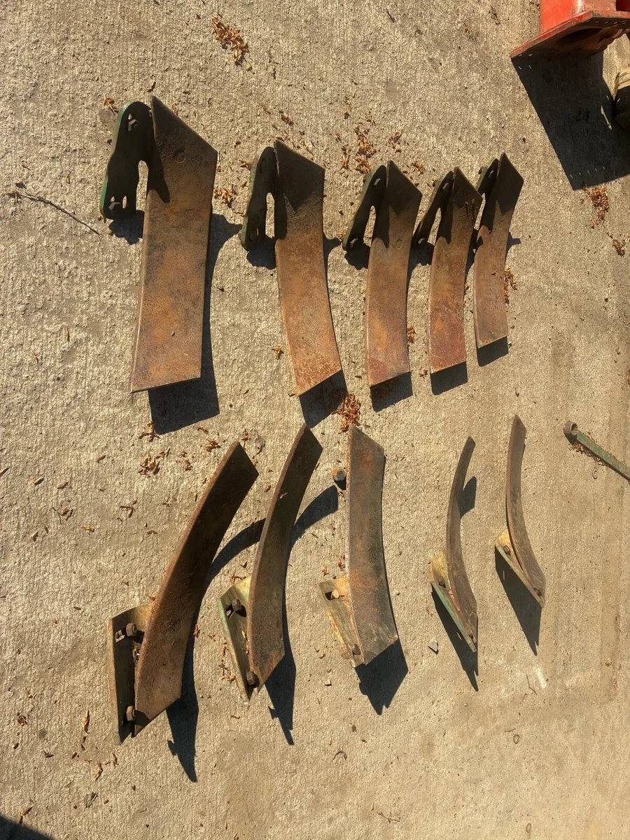 Kverneland plough thrash boards - Image 1