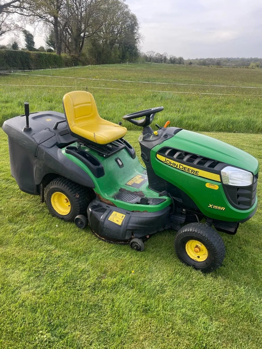John Deere X155R Ride-on Lawn Mower - Image 1