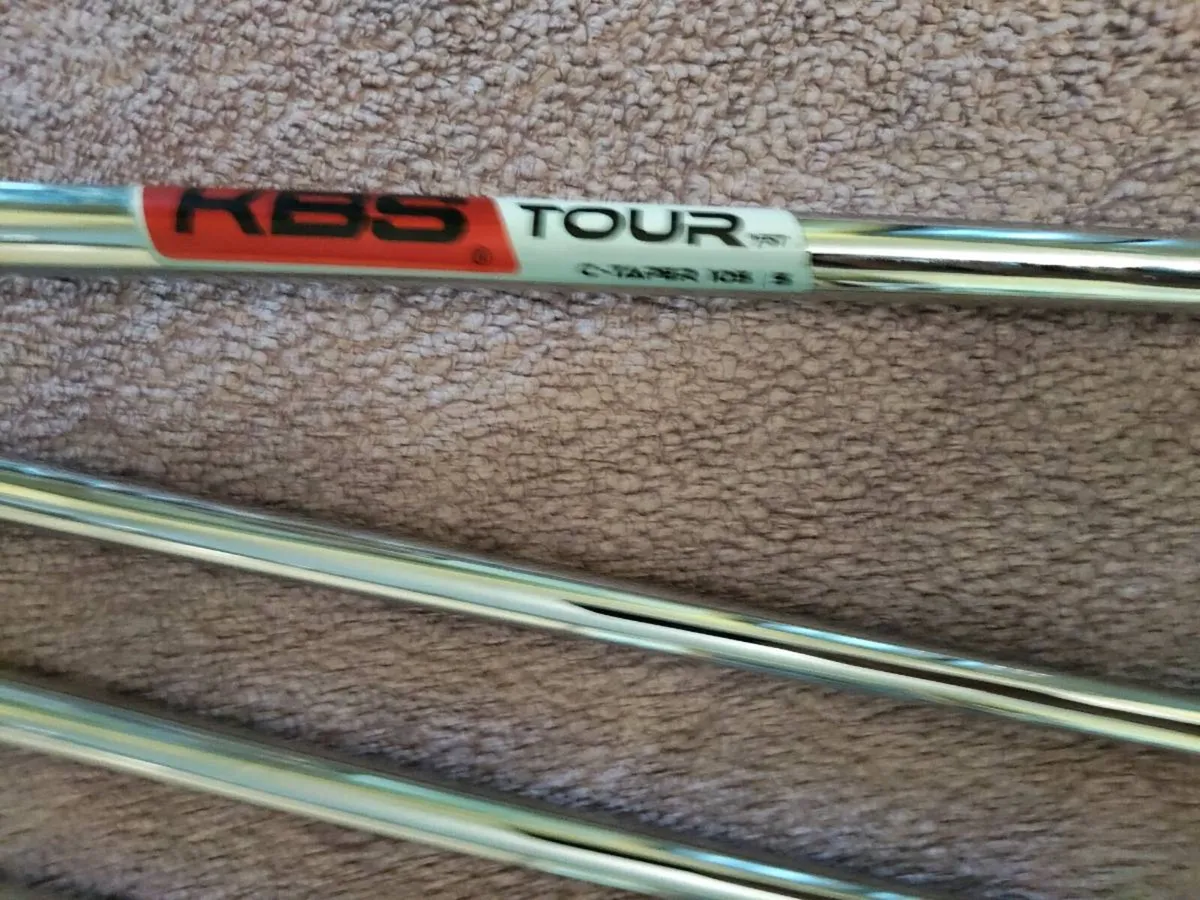 Taylormade PSI Irons - Image 2