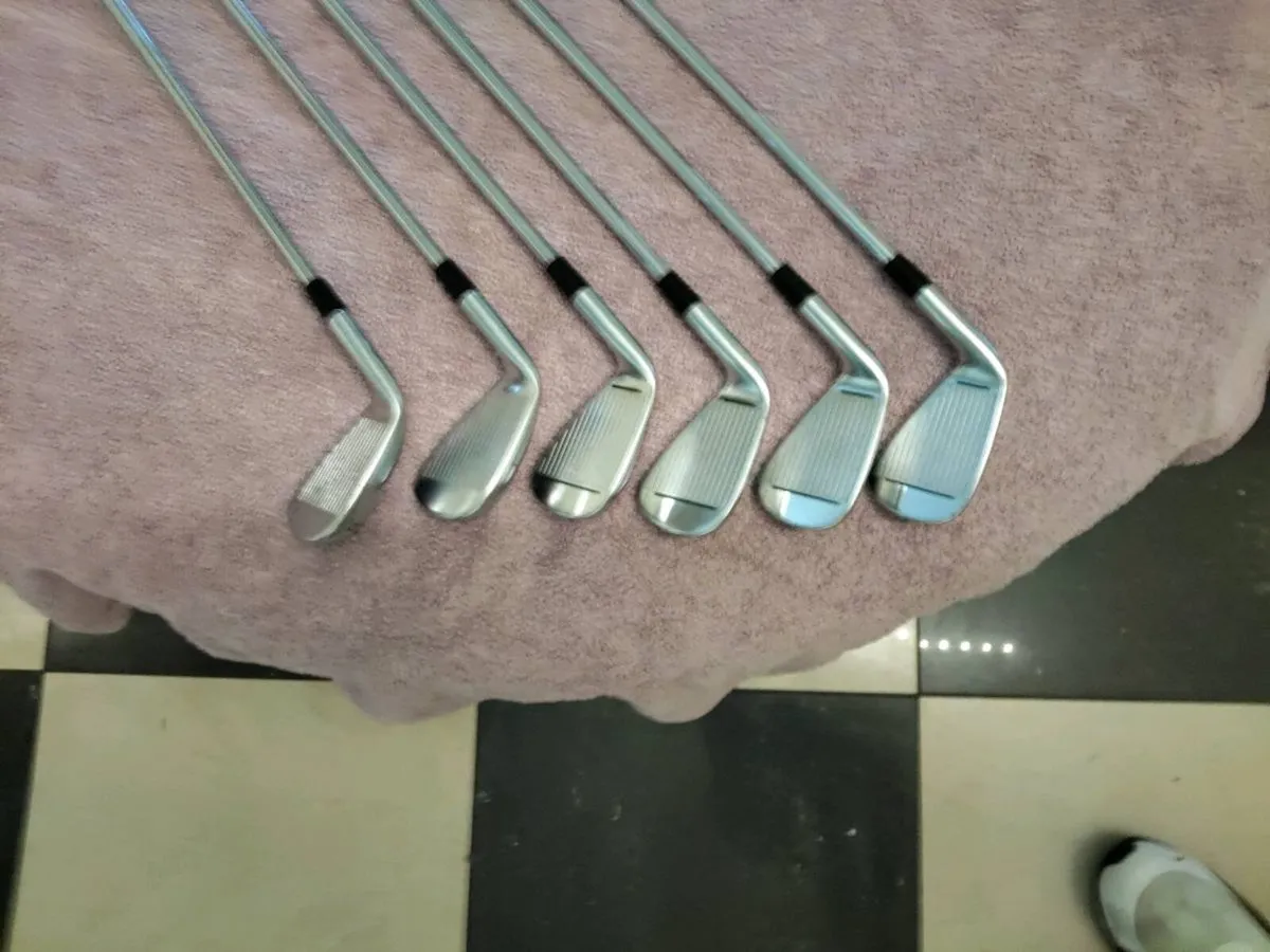 Taylormade PSI Irons - Image 4