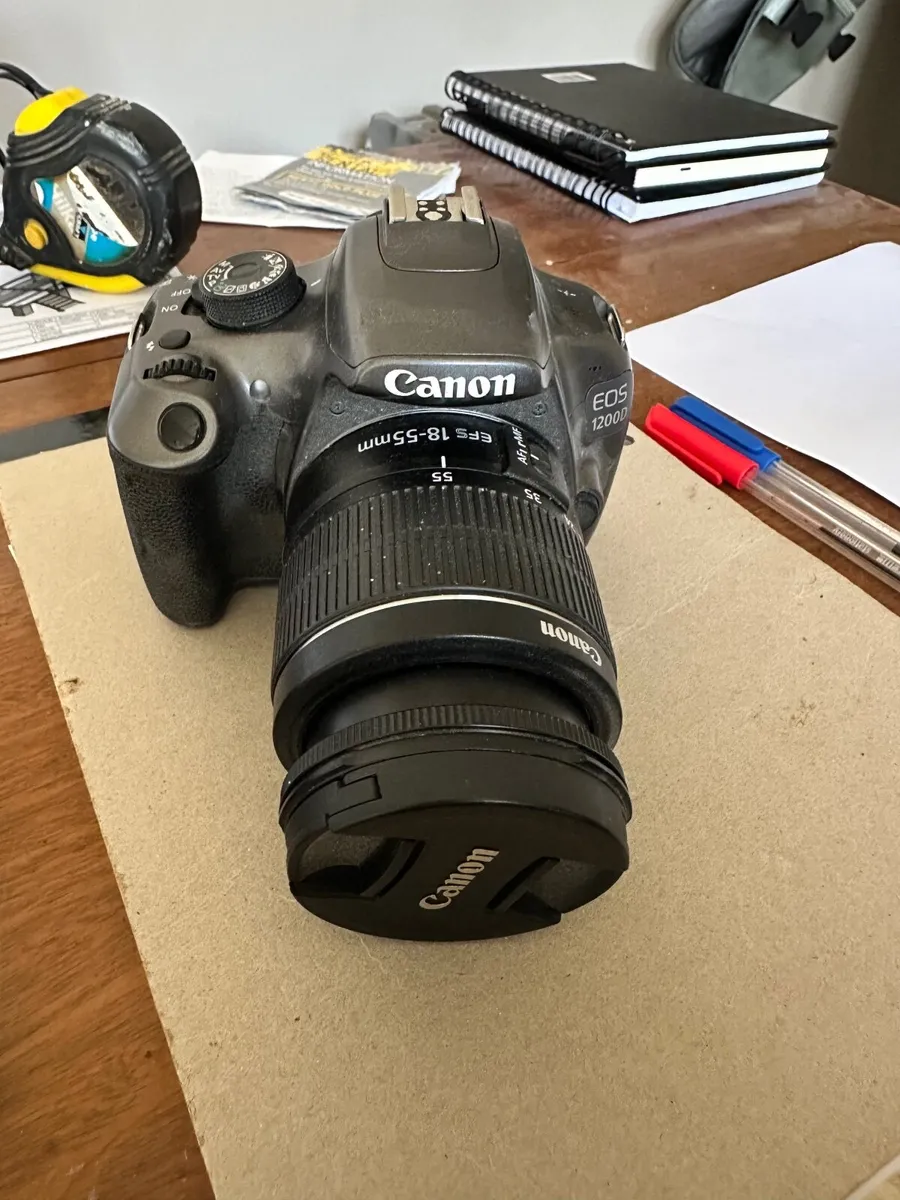 Canon EOS 1200D 18-55mm lens - Image 1