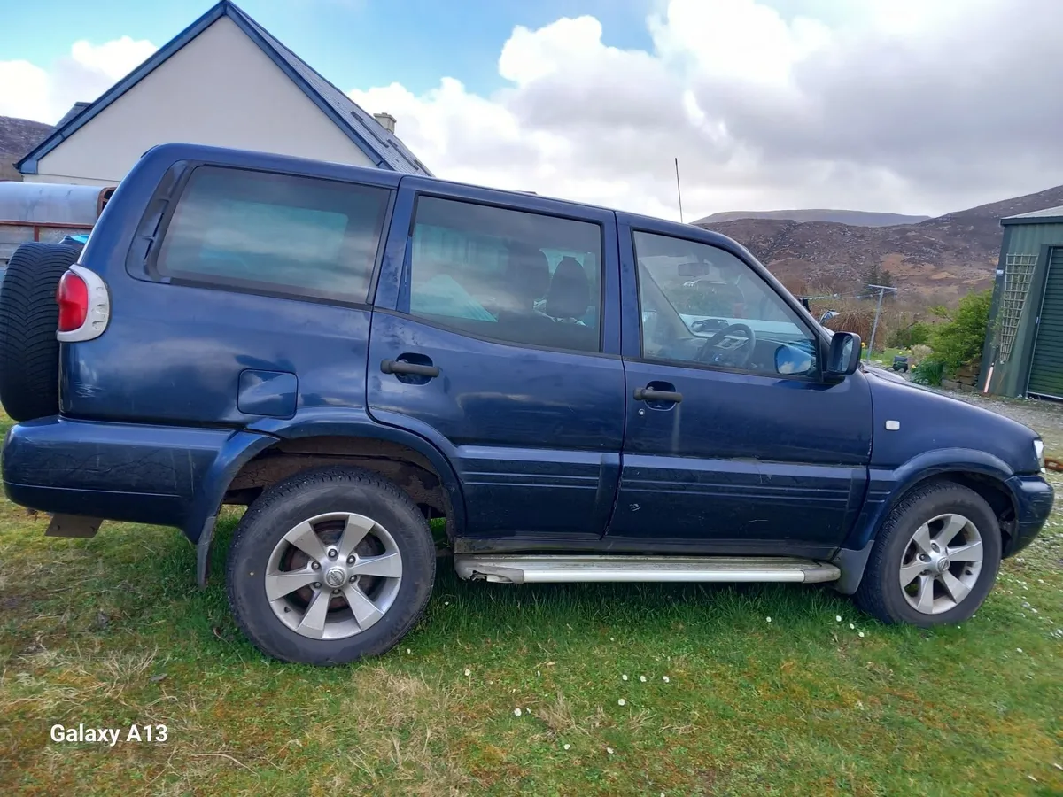 Nissan Terrano 2004 - Image 1