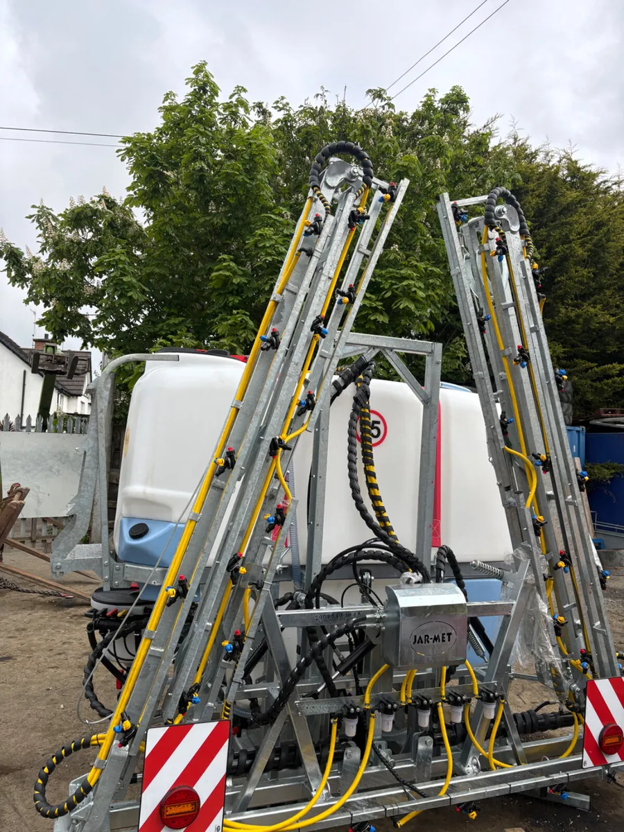 Jarmet 1800L sprayer - Image 2