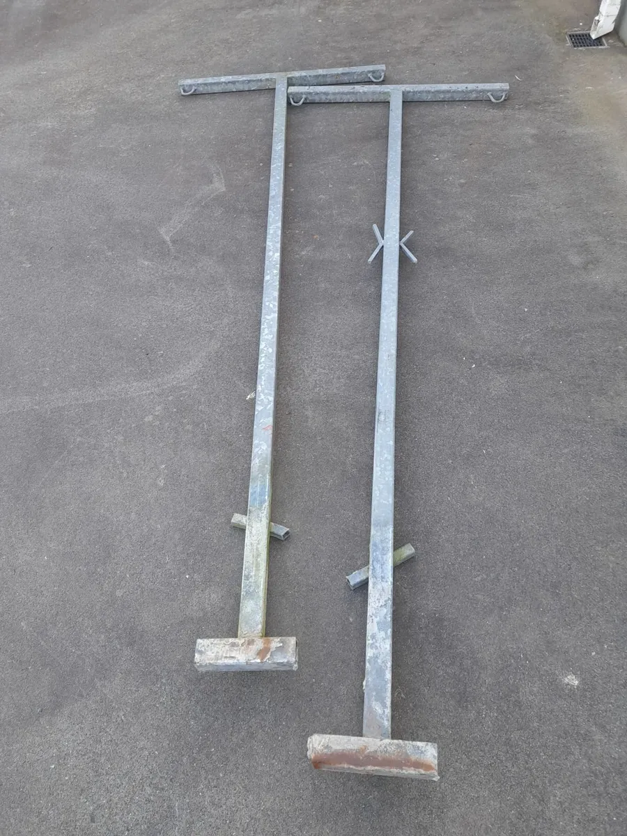 Clothes line poles - Image 2