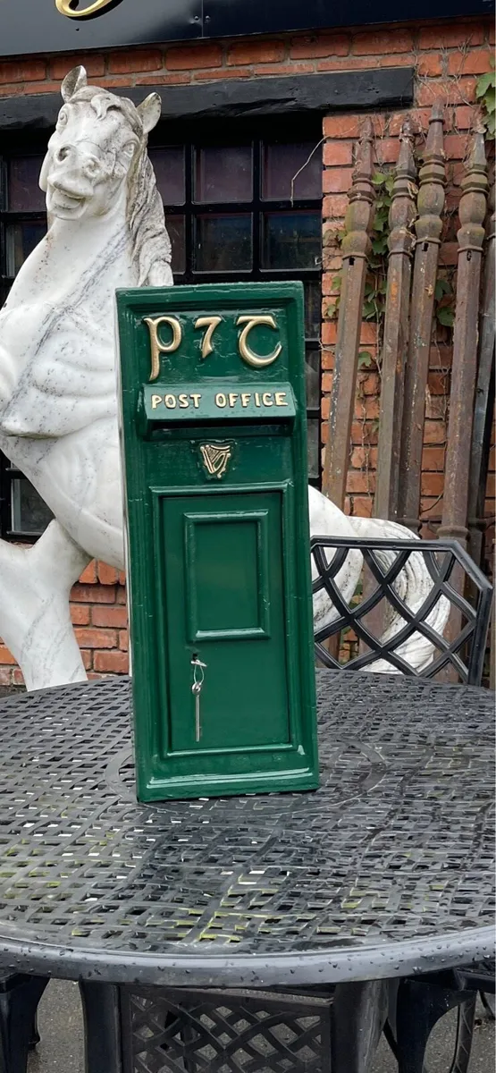 Saorstat Eireann Irish post box - Image 3
